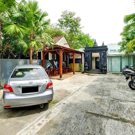 Oyo 91240 Jogja Amazon Green 2 Джокьякарта Экстерьер фото